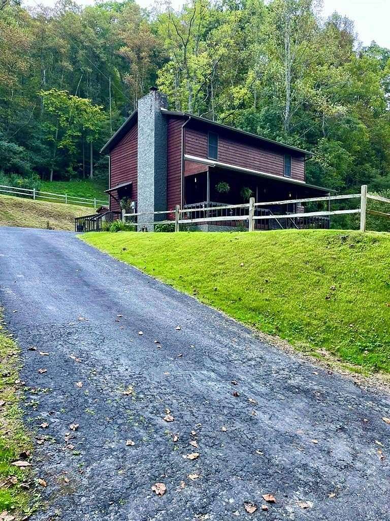 22 Acres of Land with Home for Sale in Pikeville, Kentucky
