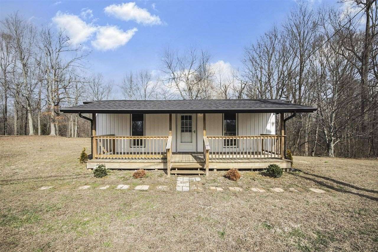 3 Acres of Land with Home for Sale in Mammoth Cave, Kentucky