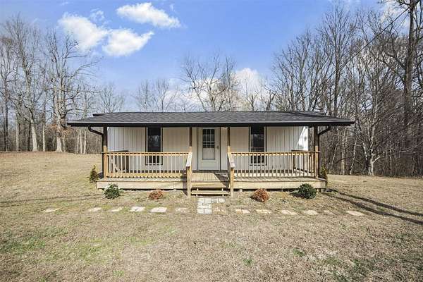 3 Acres of Land with Home for Sale in Mammoth Cave, Kentucky