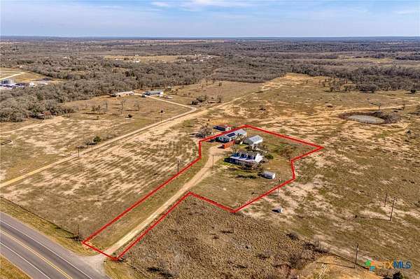 2 Acres of Improved Mixed-Use Land for Sale in Cedar Creek, Texas