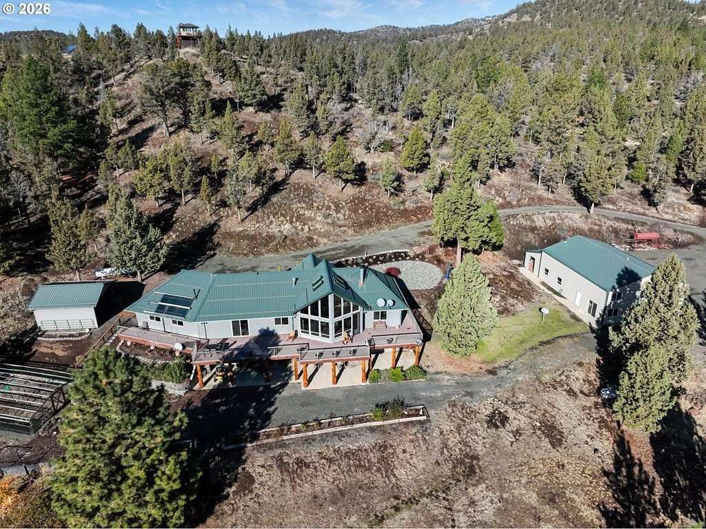 80 Acres of Recreational Land with Home for Sale in Mount Vernon, Oregon