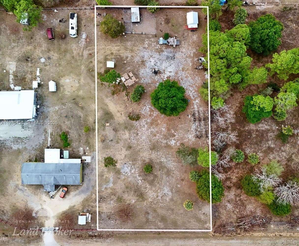 1 Acre of Residential Land for Sale in Clewiston, Florida