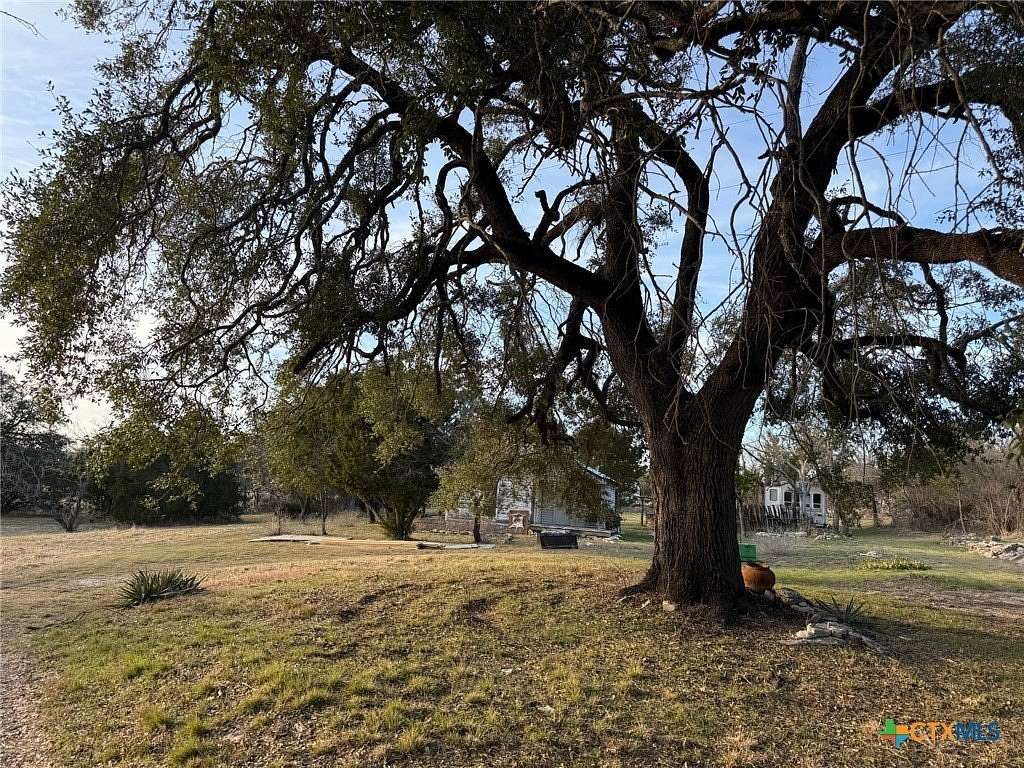 4.78 Acres of Improved Residential Land for Sale in Gatesville, Texas