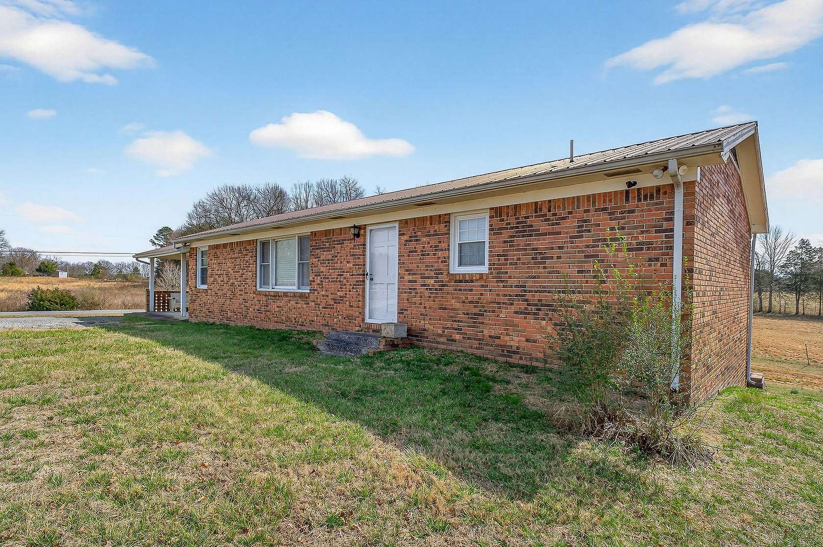1 Acre of Land with Home for Sale in Smithville, Tennessee