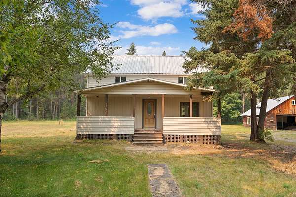 1.55 Acres of Improved Mixed-Use Land for Sale in Martin City, Montana