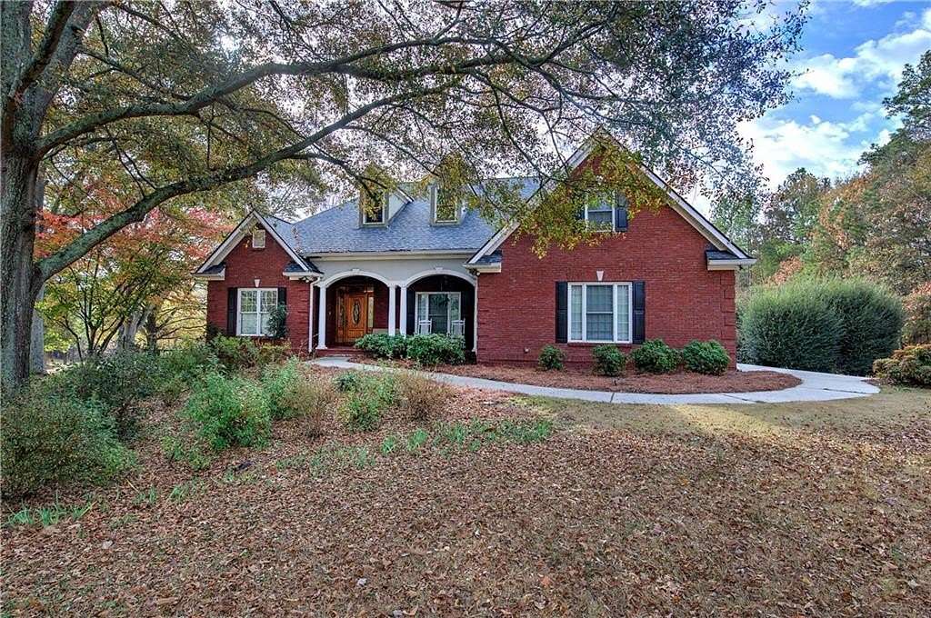 4.5 Acres of Land with Home for Sale in Douglasville, Georgia
