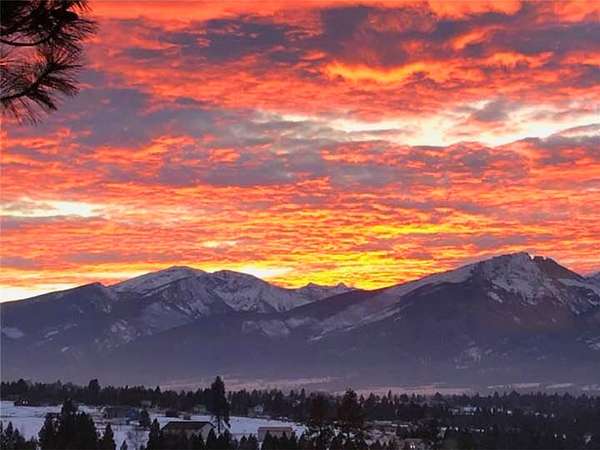 21 Acres of Land with Home for Sale in Florence, Montana