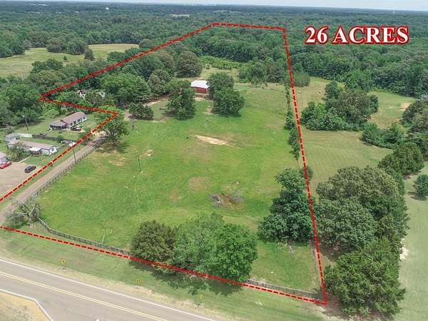 27 Acres of Land with Home for Sale in Batesville, Mississippi