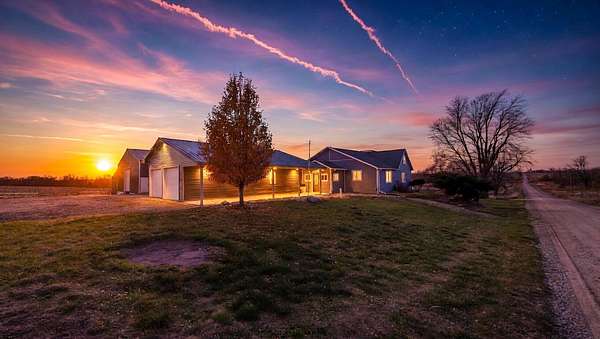 4 Acres of Land with Home for Sale in Clemons, Iowa