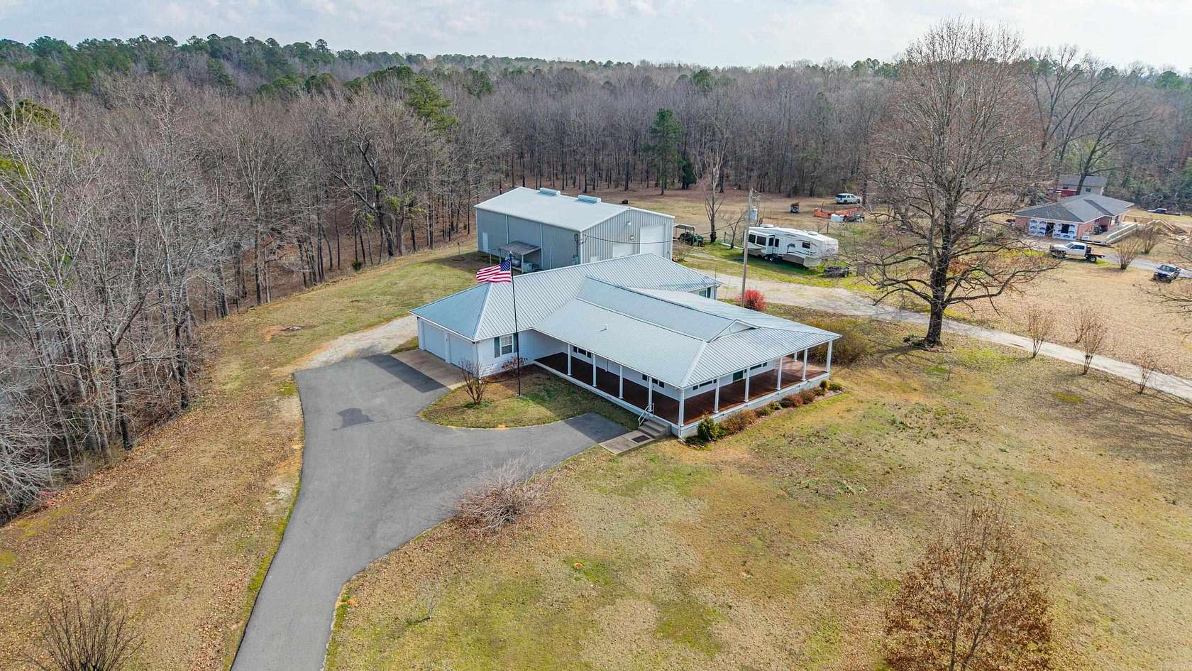 14.2 Acres of Land with Home for Sale in Bismarck, Arkansas