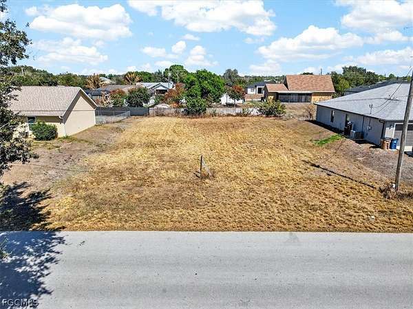 0.25 Acres of Residential Land for Sale in Lehigh Acres, Florida