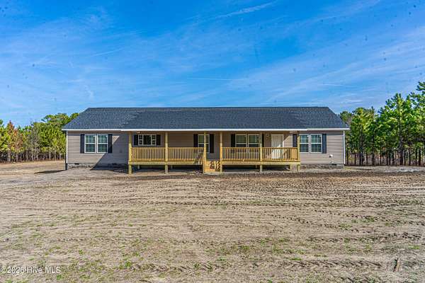 15 Acres of Land with Home for Sale in Hamlet, North Carolina