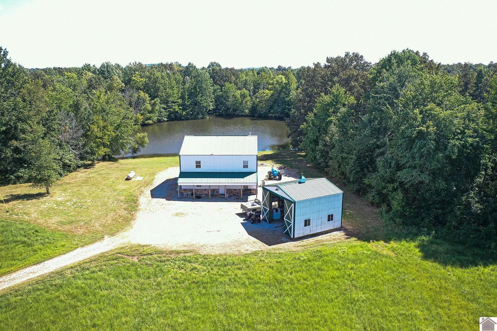 14 Acres of Recreational Land with Home for Sale in Marion, Kentucky