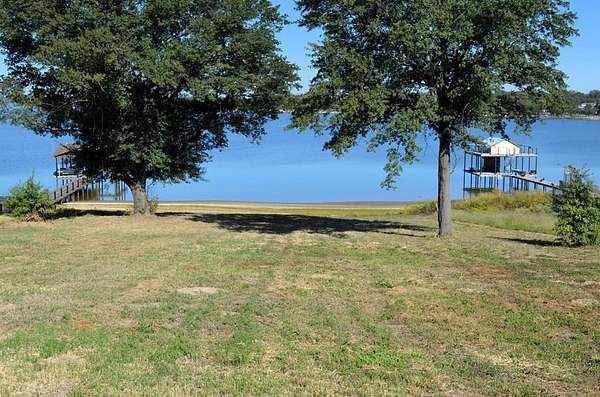 0.45 Acres of Land for Sale in Kemp, Texas