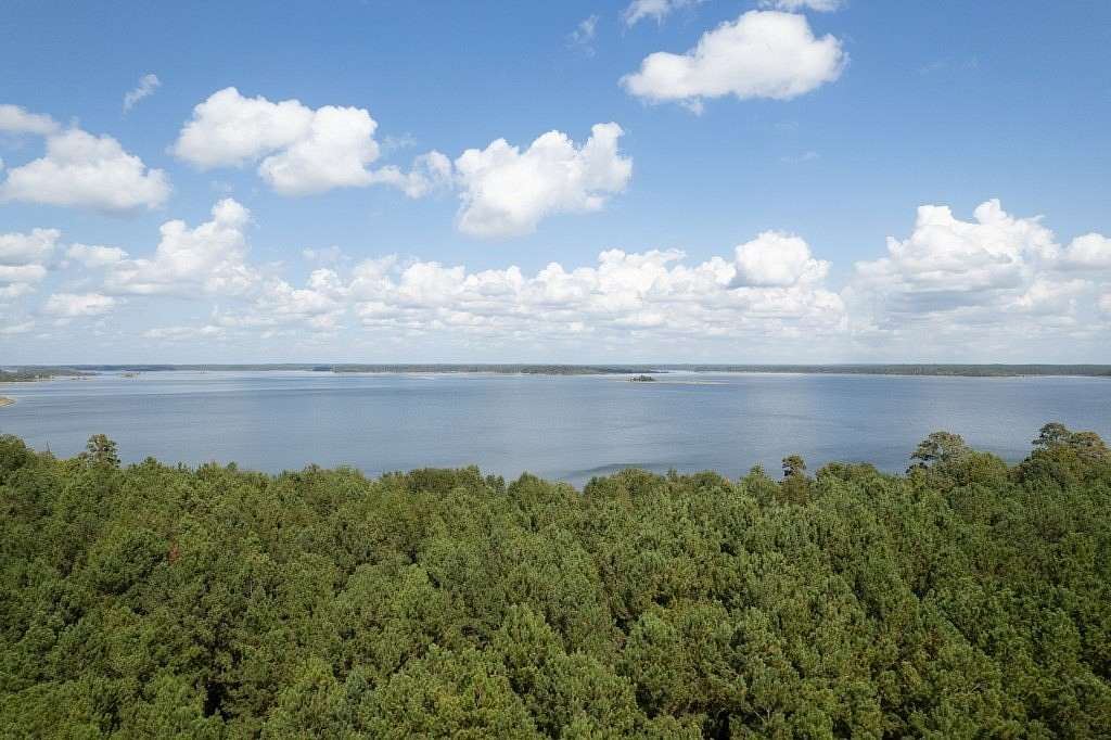 1.73 Acres of Residential Land for Sale in Broaddus, Texas