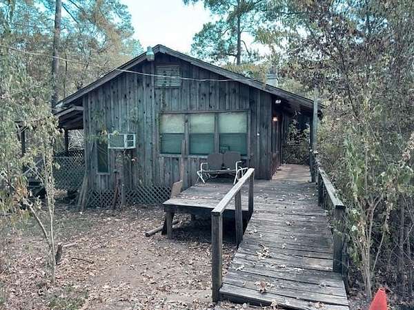 3 Acres of Land with Home for Sale in Woodville, Texas