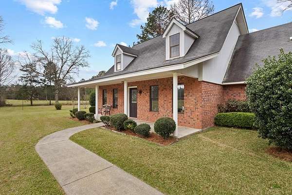 14 Acres of Land with Home for Sale in Jasper, Texas