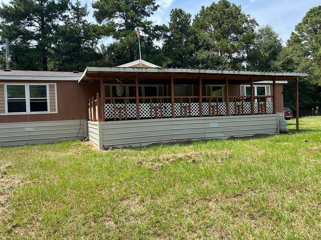 4 Acres of Land with Home for Sale in Tenaha, Texas