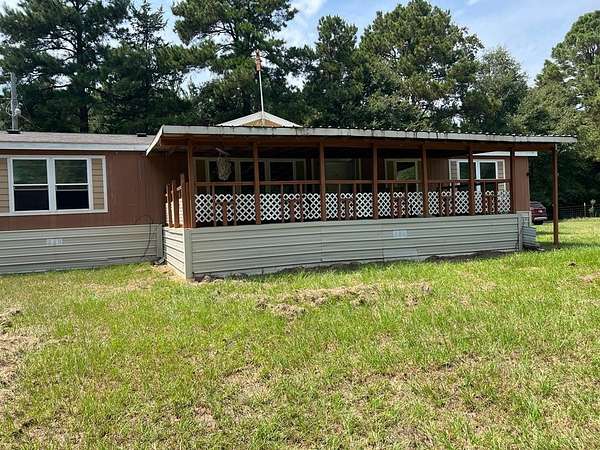 4 Acres of Land with Home for Sale in Tenaha, Texas