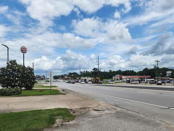 0.5 Acres of Commercial Land for Sale in Jasper, Texas