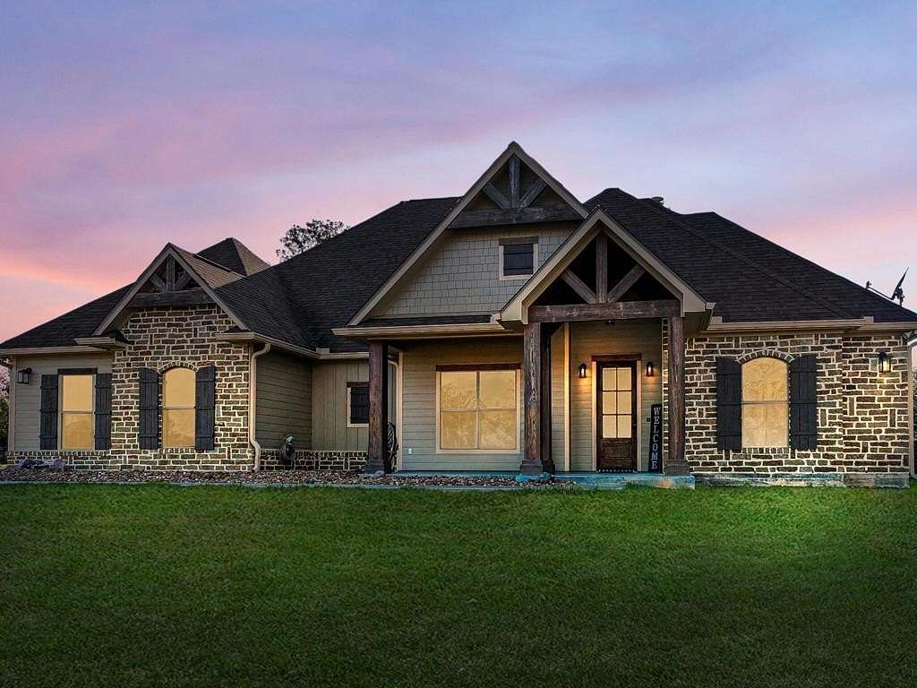 49 Acres of Land with Home for Sale in Buna, Texas