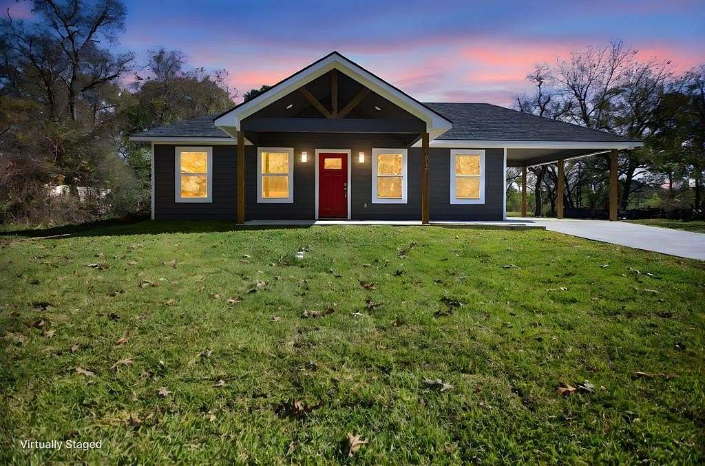 1.64 Acres of Land with Home for Sale in Diboll, Texas