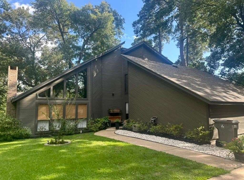 2 Acres of Land with Home for Sale in Lufkin, Texas