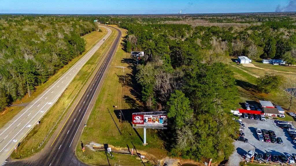 2.9 Acres of Mixed-Use Land for Sale in Silsbee, Texas