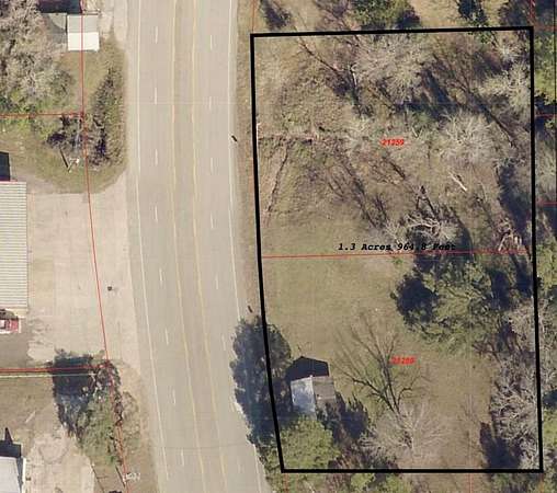 1.3 Acres of Mixed-Use Land for Sale in Colmesneil, Texas