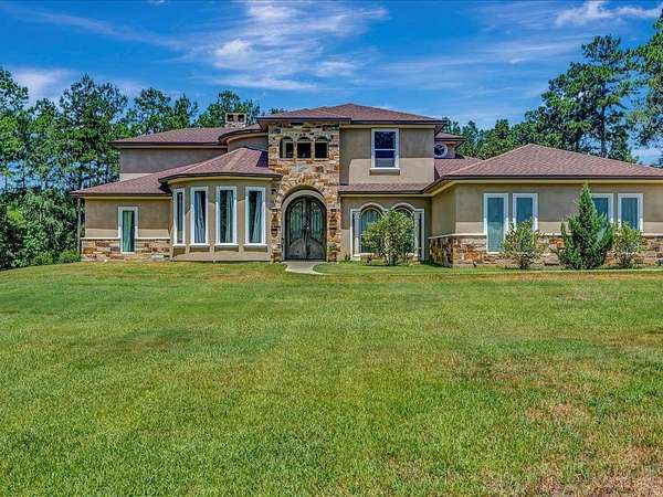 4.16 Acres of Land with Home for Sale in Lufkin, Texas