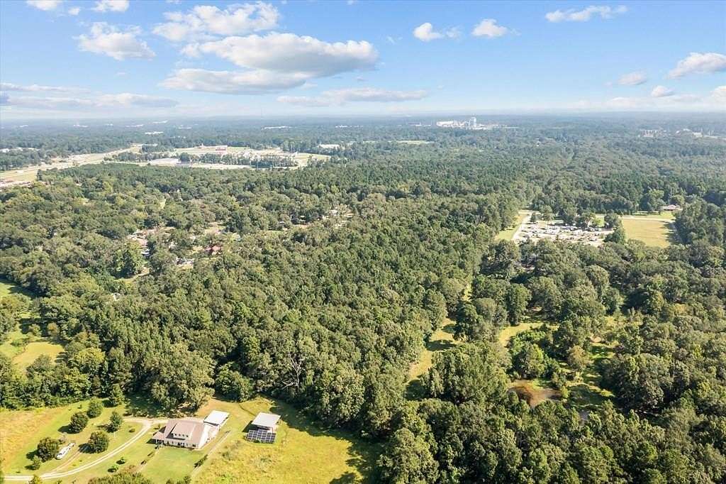 15.7 Acres of Land for Sale in Lufkin, Texas