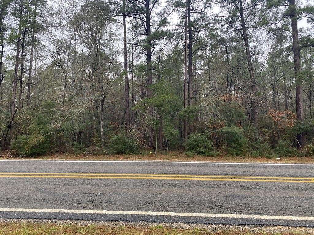 10 Acres of Residential Land for Sale in Diboll, Texas