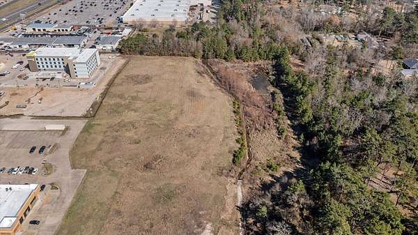 6.49 Acres of Mixed-Use Land for Sale in Lufkin, Texas