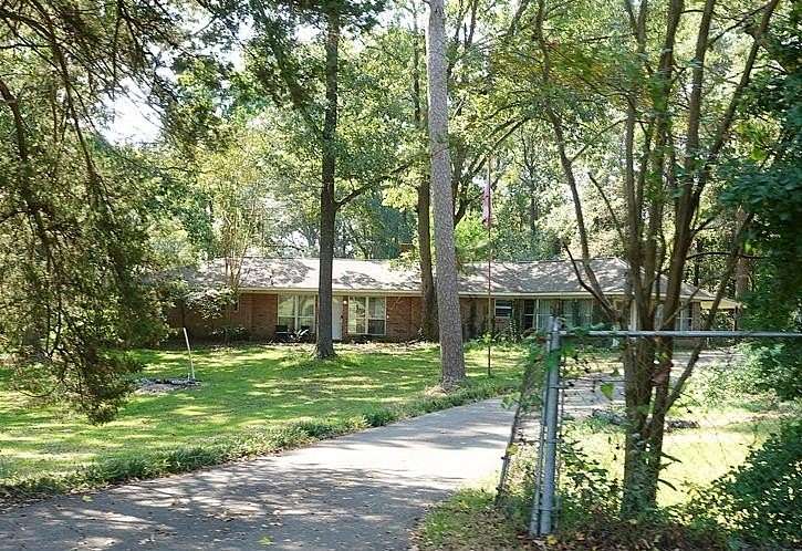 4 Acres of Improved Residential Land for Sale in Garrison, Texas