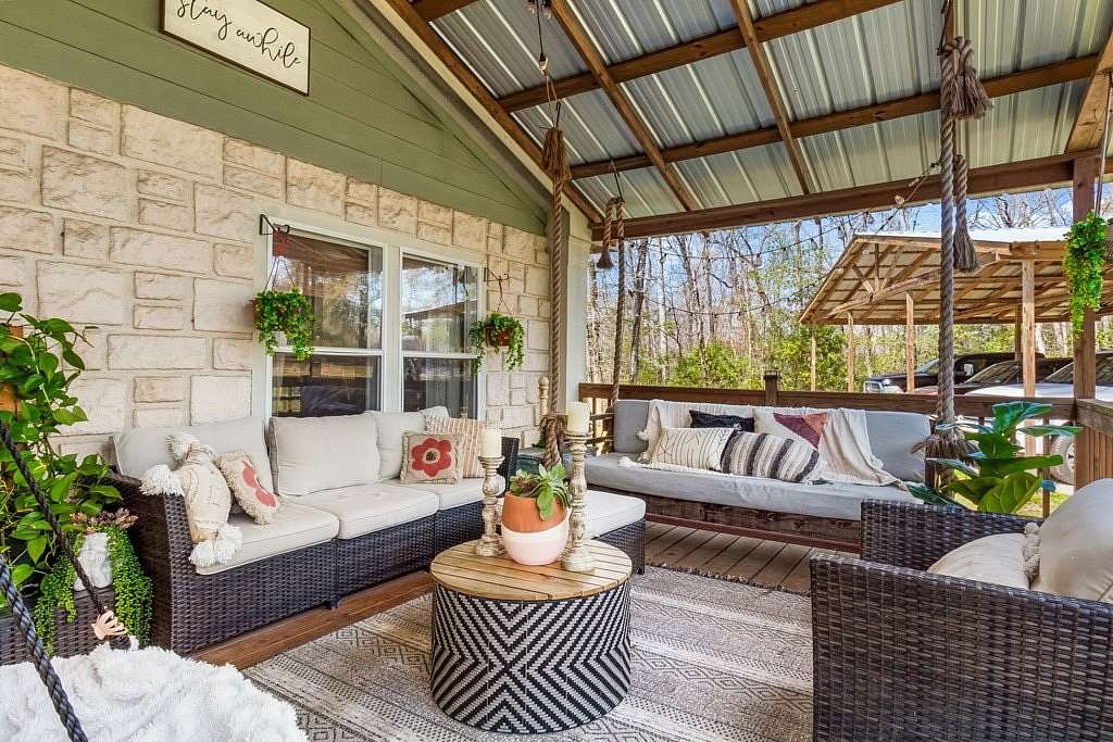 108 Acres of Recreational Land with Home for Sale in Newton, Texas