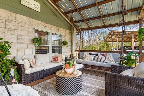 108 Acres of Recreational Land with Home for Sale in Newton, Texas