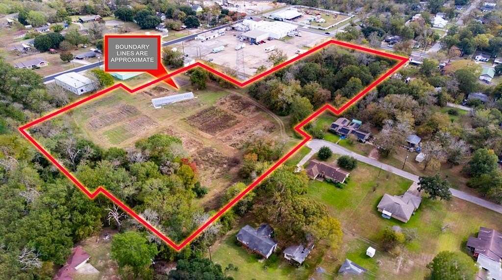 9.43 Acres of Commercial Land for Sale in Lufkin, Texas