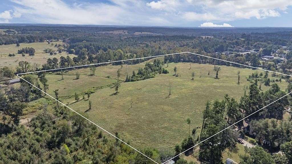 27.6 Acres of Recreational & Residential Land for Sale in Nacogdoches, Texas