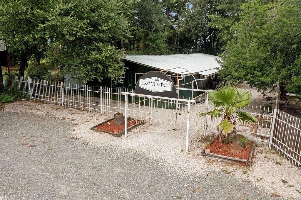 2 Acres of Improved Mixed-Use Land for Sale in Lufkin, Texas