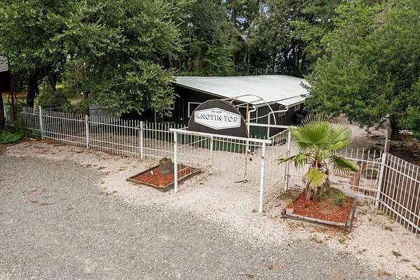 2 Acres of Improved Mixed-Use Land for Sale in Lufkin, Texas