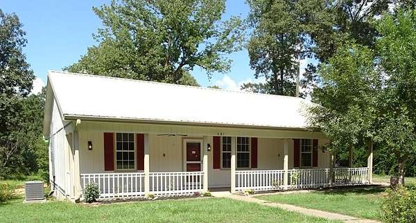 4.66 Acres of Land with Home for Sale in Lufkin, Texas