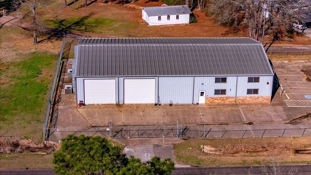 1.63 Acres of Improved Commercial Land for Sale in Pollok, Texas
