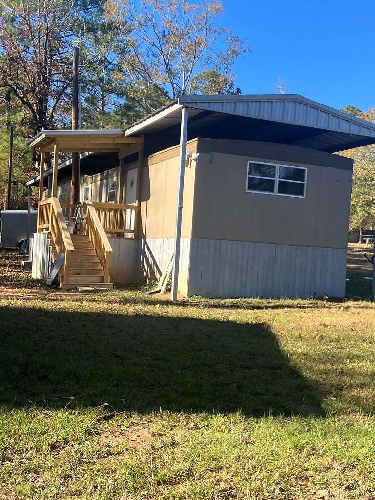 1.62 Acres of Land with Home for Sale in Hemphill, Texas