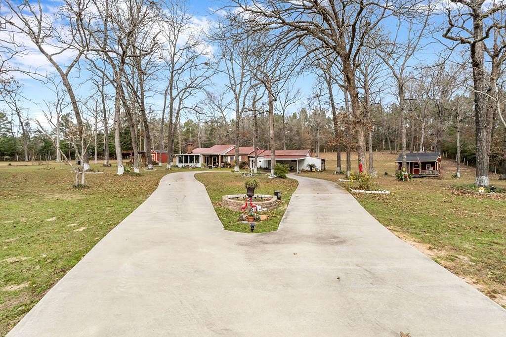3.33 Acres of Land with Home for Sale in Woodville, Texas
