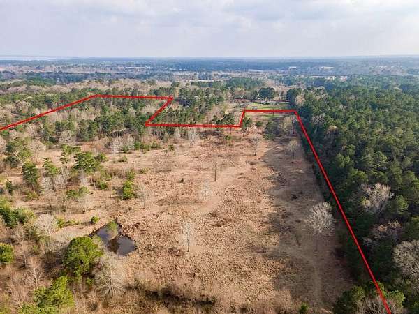 60.6 Acres of Agricultural & Residential Land for Sale in Huntington, Texas
