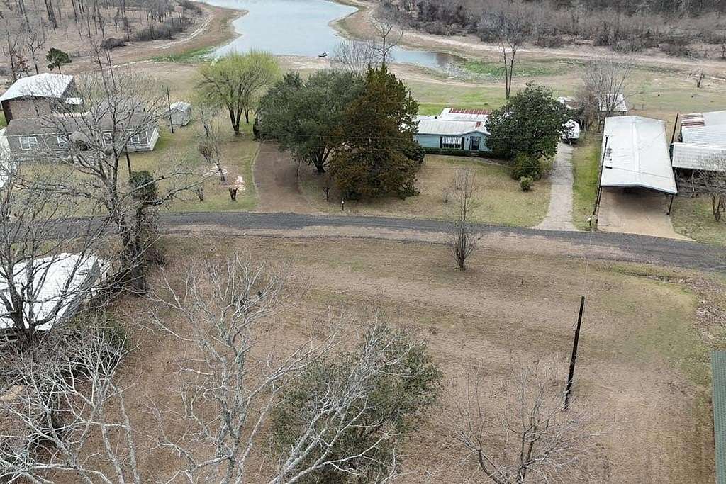 Residential Land for Sale in Broaddus, Texas