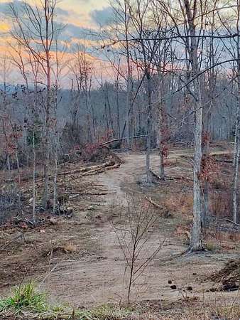 3.5 Acres of Residential Land for Sale in Irvine, Kentucky