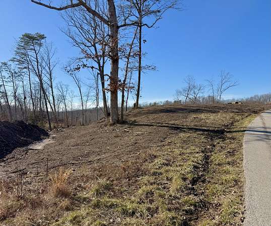 4 Acres of Residential Land for Sale in Irvine, Kentucky