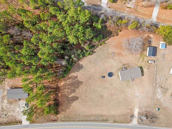 1 Acre of Residential Land for Sale in Galivants Ferry, South Carolina