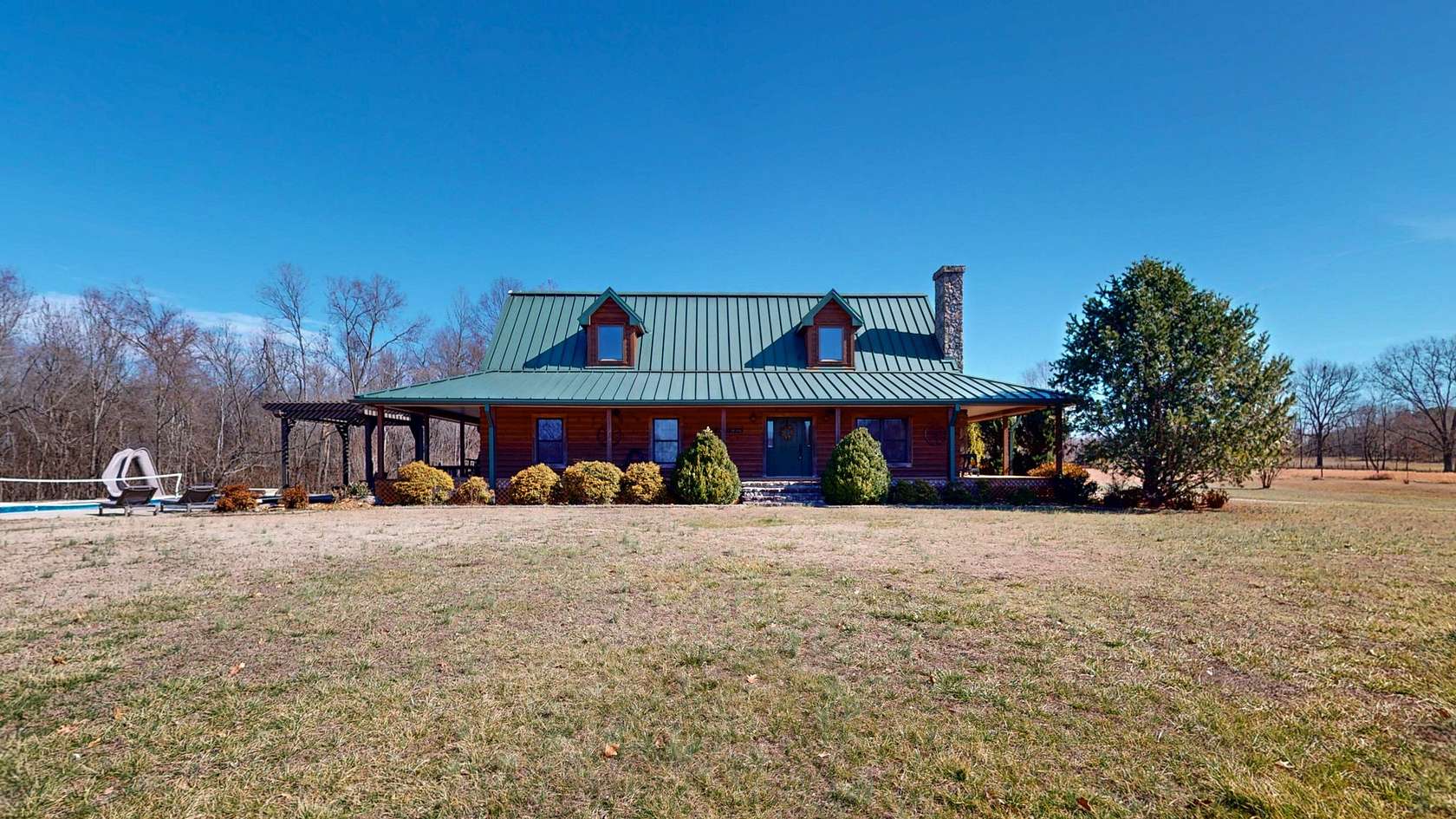 14 Acres of Land with Home for Sale in Puryear, Tennessee